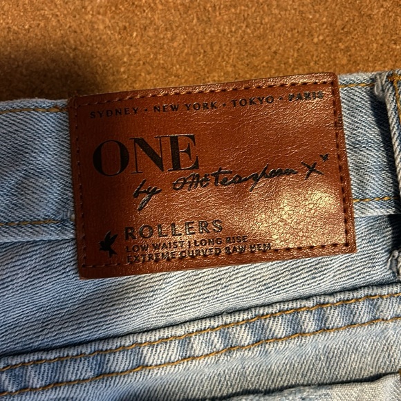 One Teaspoon Rollers Low Waist Long Rise Extreme Curve Raw Hem Jean Shorts 26 - Picture 9 of 14